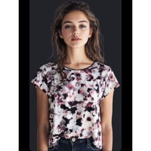 Simply Vera Vera Wang Red Black White Watercolor Floral Hi-Low Blouse Size Large